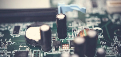 新芯片+新材料，中興Axon30攻破屏下前攝兩大難題